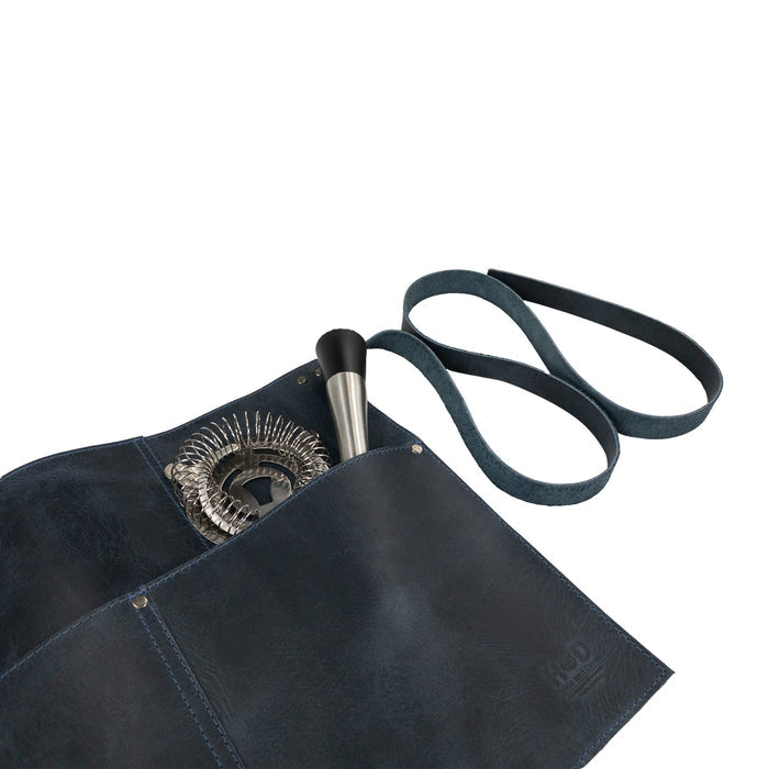 Specifications of the black Hide & Drink Barista Leather Waist Apron, featuring riveted pockets for added functionality, crafted from full grain leather in artisan small batch production in La Antigua Guatemala & Oaxaca Mexico.