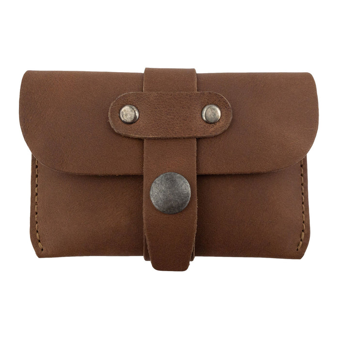 Front view of Hide & Drink's brown Credit Card Holder, reflecting quality craftsmanship from Full Grain Leather. This minimalist wallet is designed for efficient use, showcasing artisan dedication from La Antigua Guatemala.