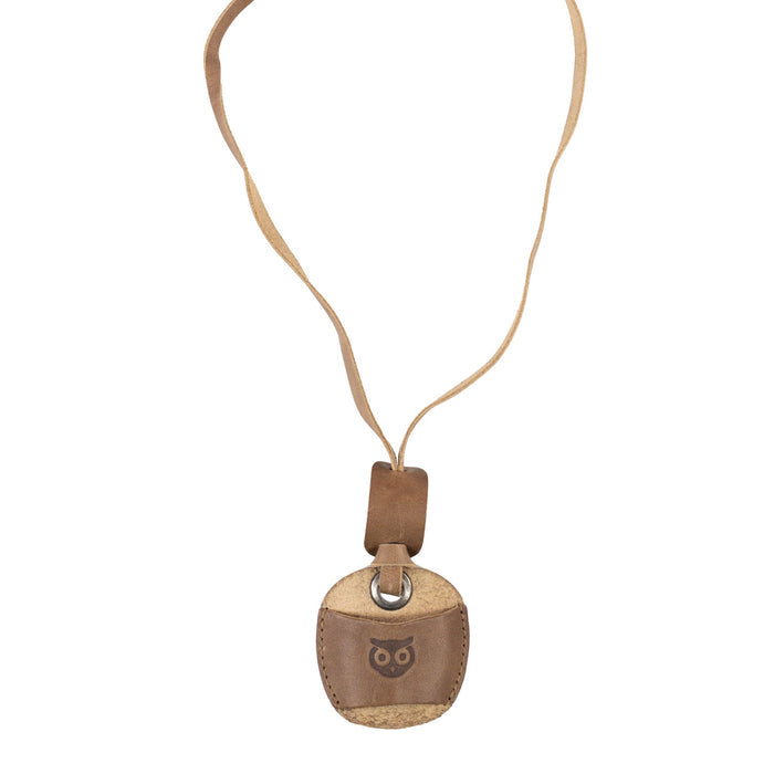 Hide & Drink Eyeglasses Holder elegantly displayed, emphasizing its craftsmanship. An Eyeglasses Holder made from full grain leather, perfect for secure storage of sunglasses and reading glasses. Artisan made in small batches in La Antigua Guatemala & Oaxaca Mexico.