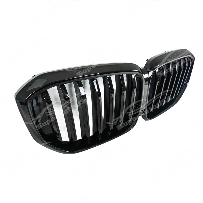 Detailed vertical slats of the gloss black front grille