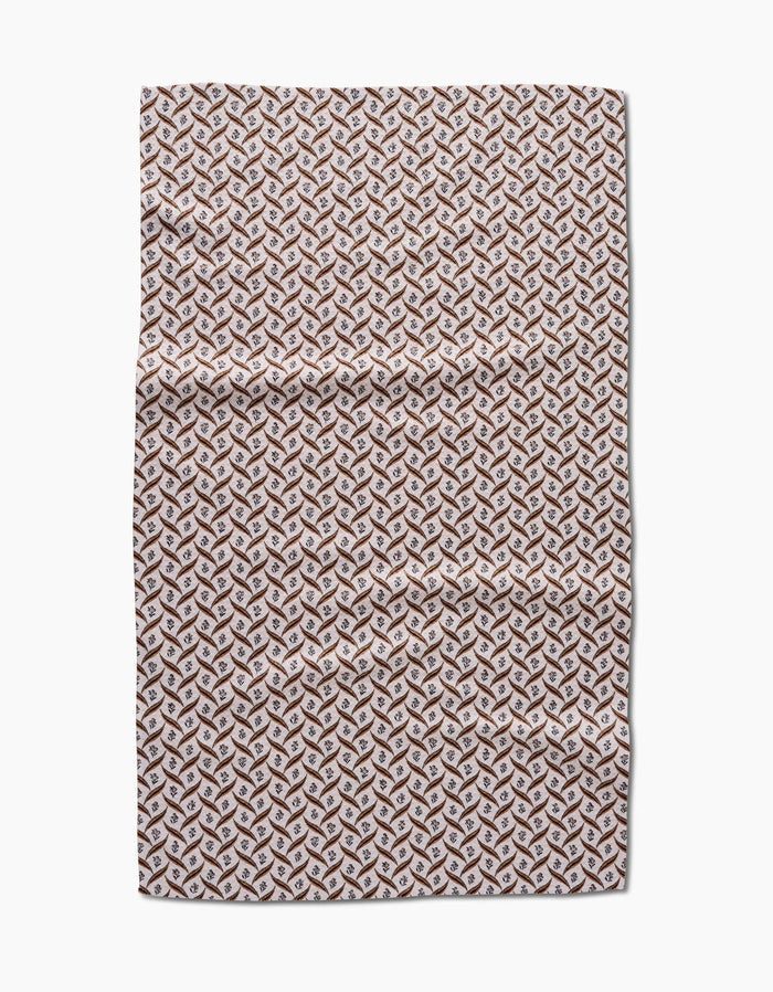 Geometry - Plated Fall Berry Natural