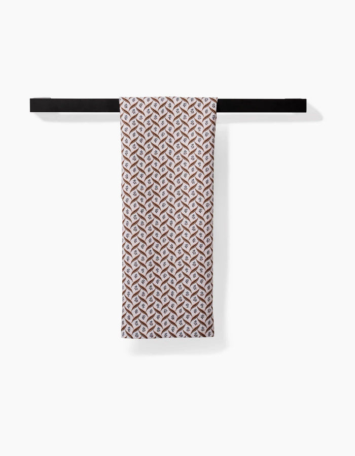Geometry - Plated Fall Berry Natural