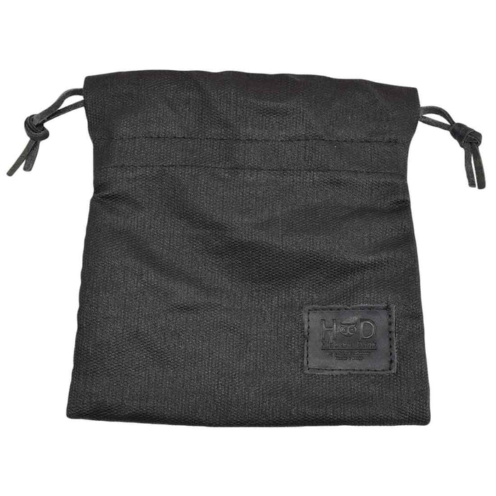 Hide & Drink Golf Pouch in black featuring a stylish design, perfect for organizing your golf essentials. This durable waxed canvas pouch is a must-have accessory for any golfer. Waxed Canvas Golf Valuables Field Pouch, Golf Bag, Sport Organizer, Multipurpose Pouch with String, StockyardX, Small Batch Production, Hand Cut, Hand Sewn, Fire Branded, Artisan, Handmade in La Antigua Guatemala & Oaxaca Mexico.