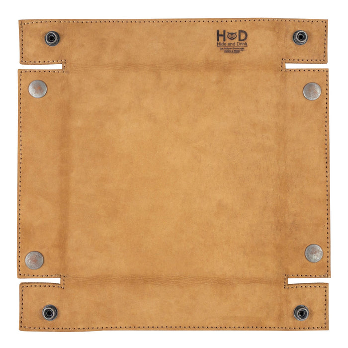 Hide & Drink Jumbo Tray, designed as an easy access organizer crafted from full grain leather, suitable for coins and small gadgets. This artisan catchall tray embodies the craftsmanship of La Antigua Guatemala.