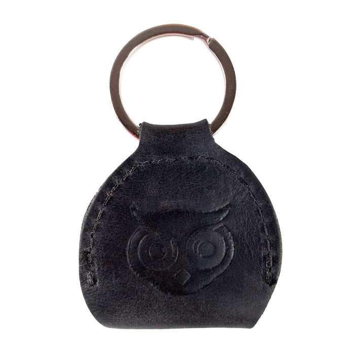 Hide & Drink Key Chain & Guitar Pick Holder, illustrating an artisan accent with embossed design features. This key organizer in Full Grain Leather is perfect for guitar players and highlights handmade quality from La Antigua Guatemala & Oaxaca Mexico.