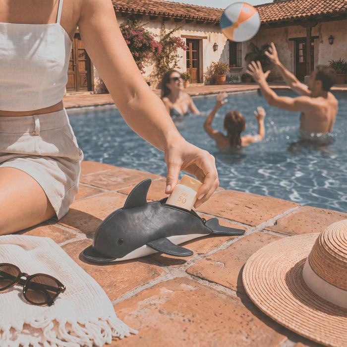 Leather Dolphin Pouch
