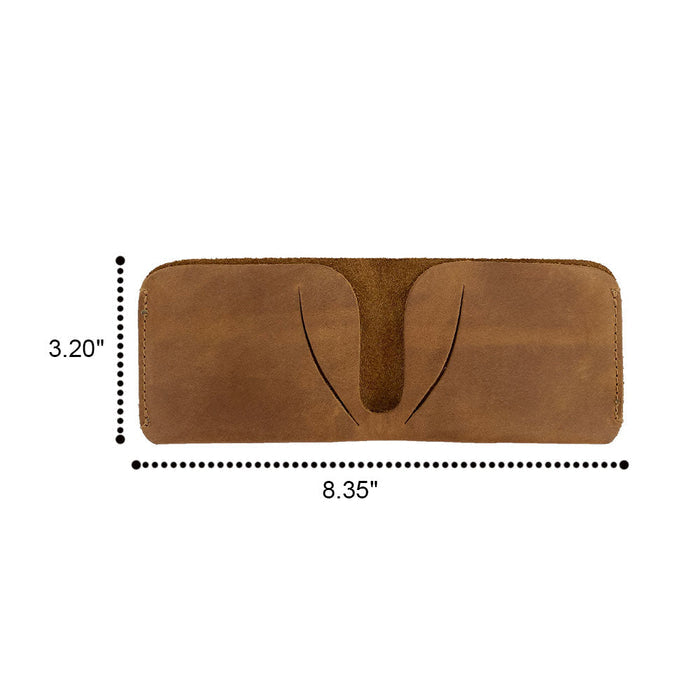 Open view of the Hide & Drink Minimal Wallet that comfortably holds cards and cash, showcasing its craftsmanship in Full Grain Leather. This Classic Slimfold Wallet functions as a reliable Card Organizer Holder and Travel Accessory, embodying artisan Small Batch Production standards from La Antigua Guatemala & Oaxaca Mexico.