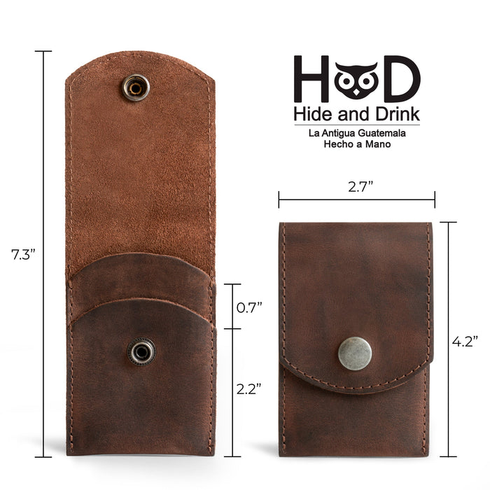 Dimensions of Hide & Drink Nail Clipper Case displayed, emphasizing its perfect size for travel. Made from full grain leather, this stylish nail clipper case is an artisan creation that’s hand cut, hand sewn, and fire branded, proudly made in La Antigua Guatemala & Oaxaca Mexico.
