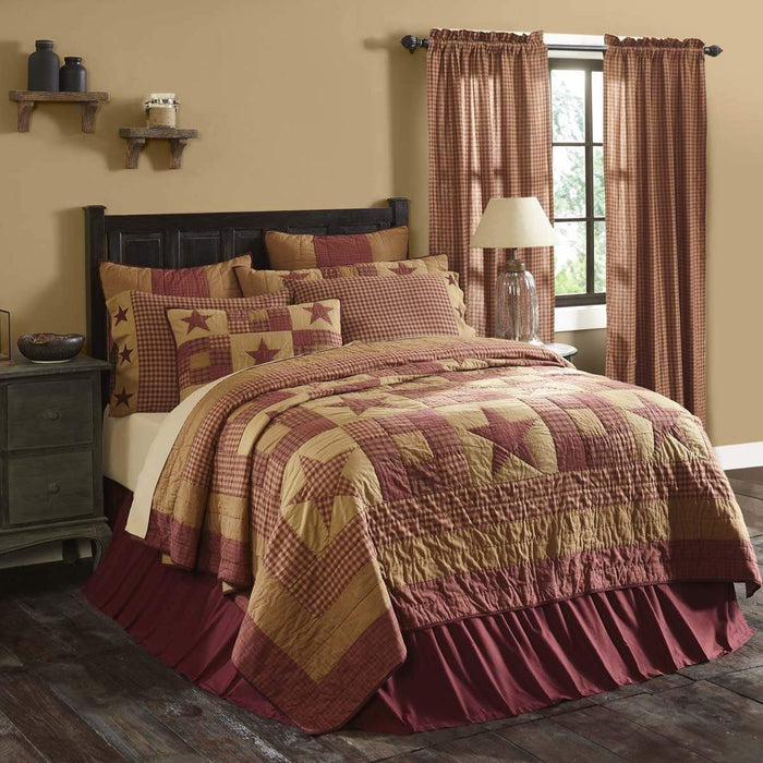 Ninepatch Star Luxury King Quilt 120Wx105L - The Village Country Store