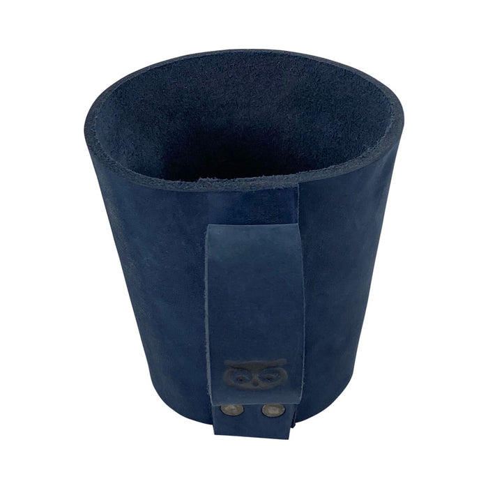 Modern and sleek Pint Sleeve with Handle by Hide & Drink, designed for optimal grip. Made from Full Grain Leather, this artisan product is Hand Sewn and showcases the detailed craftsmanship of Small Batch Production.