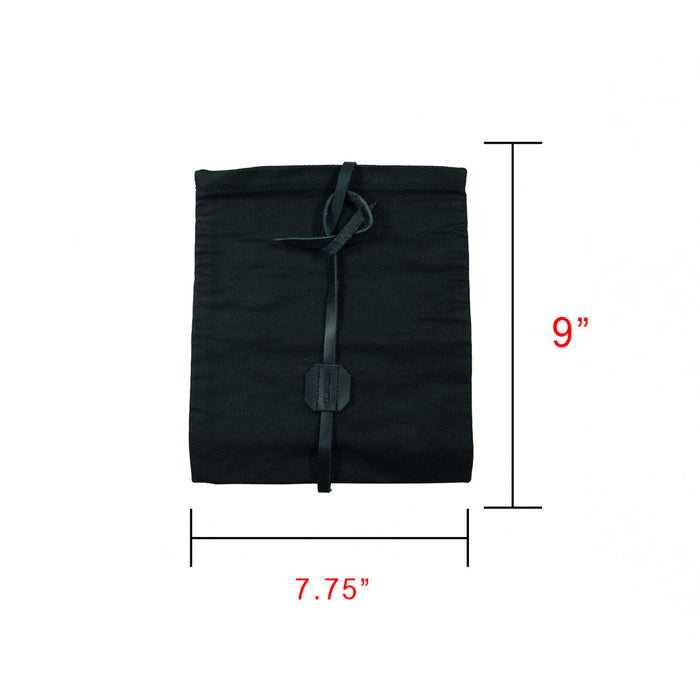 Experience Hide & Drink's Rolling Pouch, an artisan Survival Roll Top Pouch made from durable Waxed Canvas & Full Grain Leather. This lightweight case is a fantastic multipurpose bag, perfect for your outdoor adventures, handmade in La Antigua Guatemala & Oaxaca, Mexico.