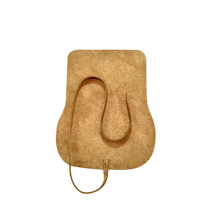 Hide & Drink Sunglass Wrap is elegantly designed to secure your eyewear. This eye glasses storage solution is handmade from full grain leather, making it perfect for travel. Artisan crafted and hand sewn in La Antigua Guatemala, it reflects quality and care.