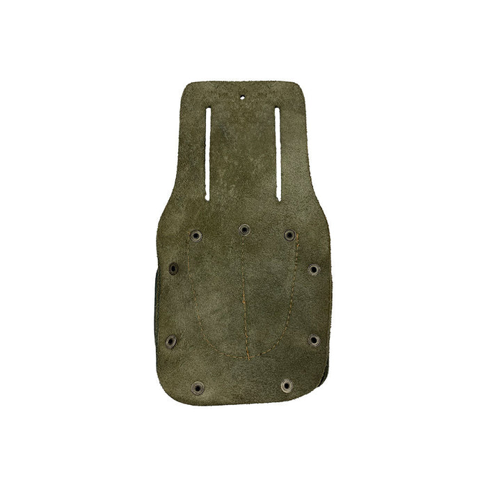 Hide & Drink Tape And Knife Holder, a practical addition to any toolkit. This versatile Tape & Knife Holder serves as both a pocket belt pouch and tool case, handmade with care in La Antigua Guatemala from durable full grain leather.